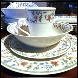 Retired China Pearl Diane floral Dinnerware Set -27 pieces